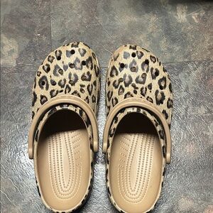 CROCS Leopard Print